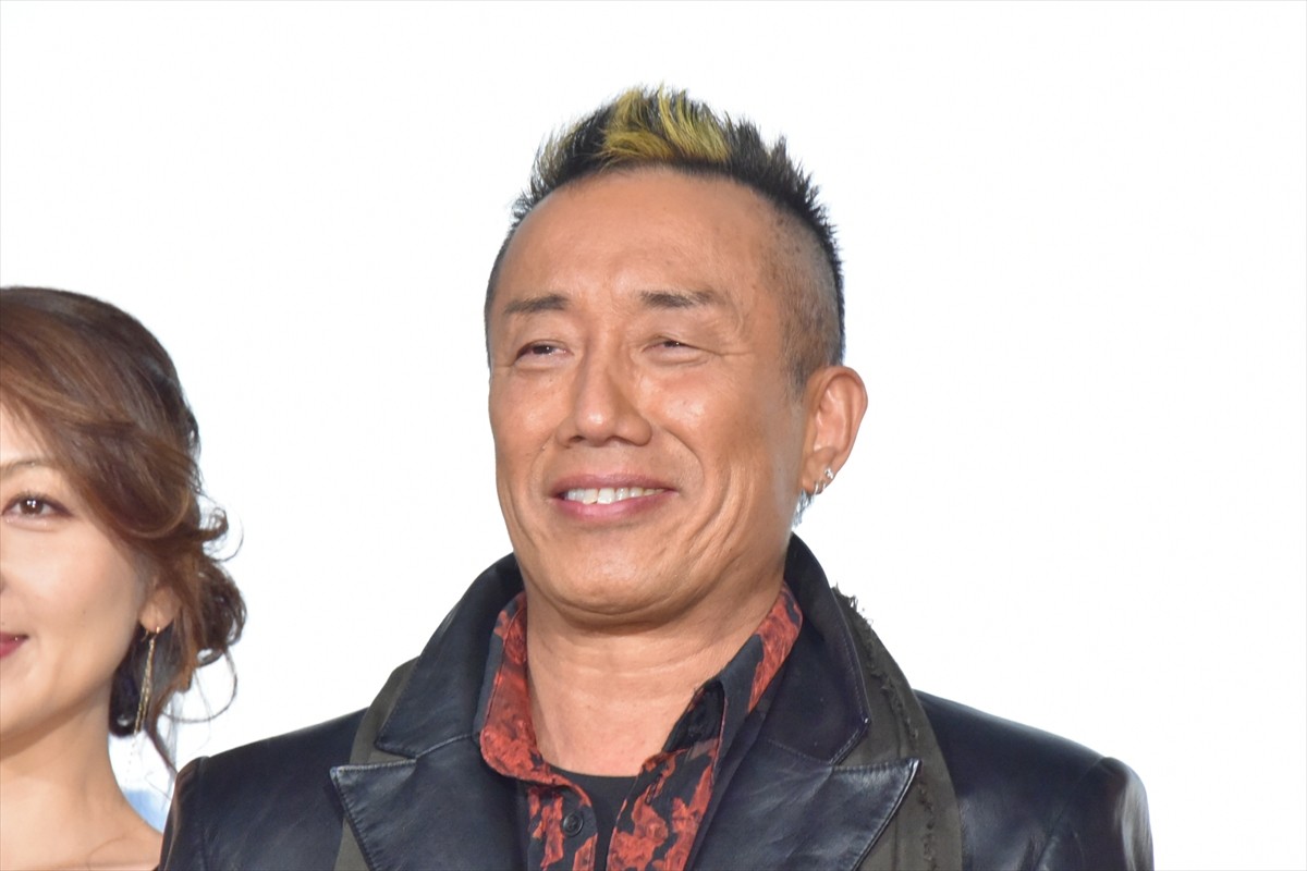 長渕剛、急性腎盂腎炎からの復活にファンが熱い“剛コール”！