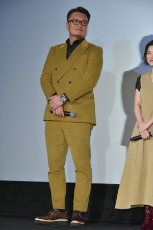 映画『太陽の家』公開記念舞台あいさつに登場した権野元監督