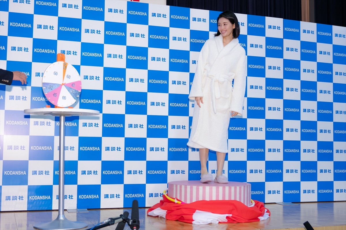 橋本マナミ「人妻としての色香を」  結婚後もセクシー路線は死守