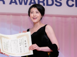 日本ジュエリー ベストドレッサー賞 表彰式に登場した藤原紀香
