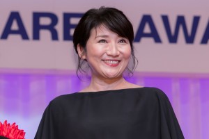 日本ジュエリー ベストドレッサー賞 表彰式に登場した松下由樹