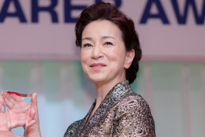 日本ジュエリー ベストドレッサー賞 表彰式に登場した原田美枝子