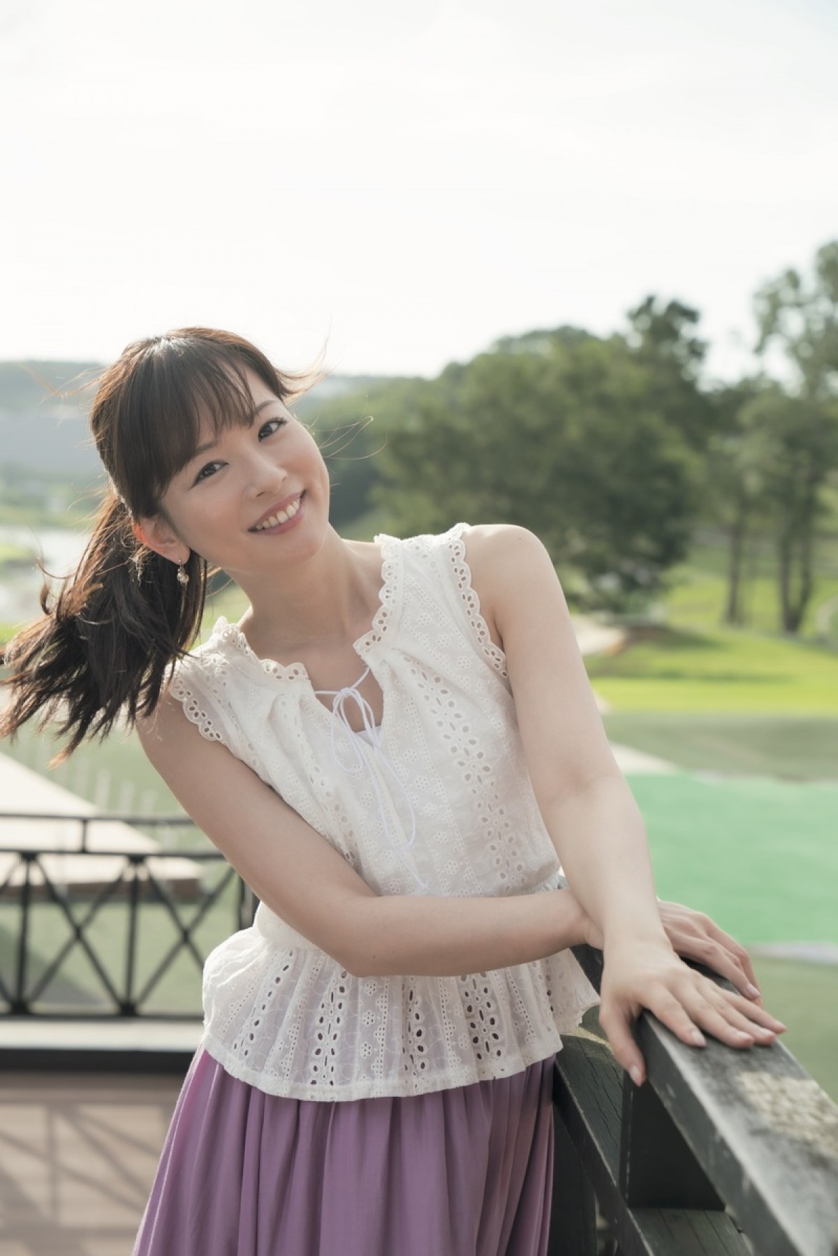 新井恵理那、岡副麻希、川田裕美の笑顔はじける！『原色美人キャスター大図鑑』発売