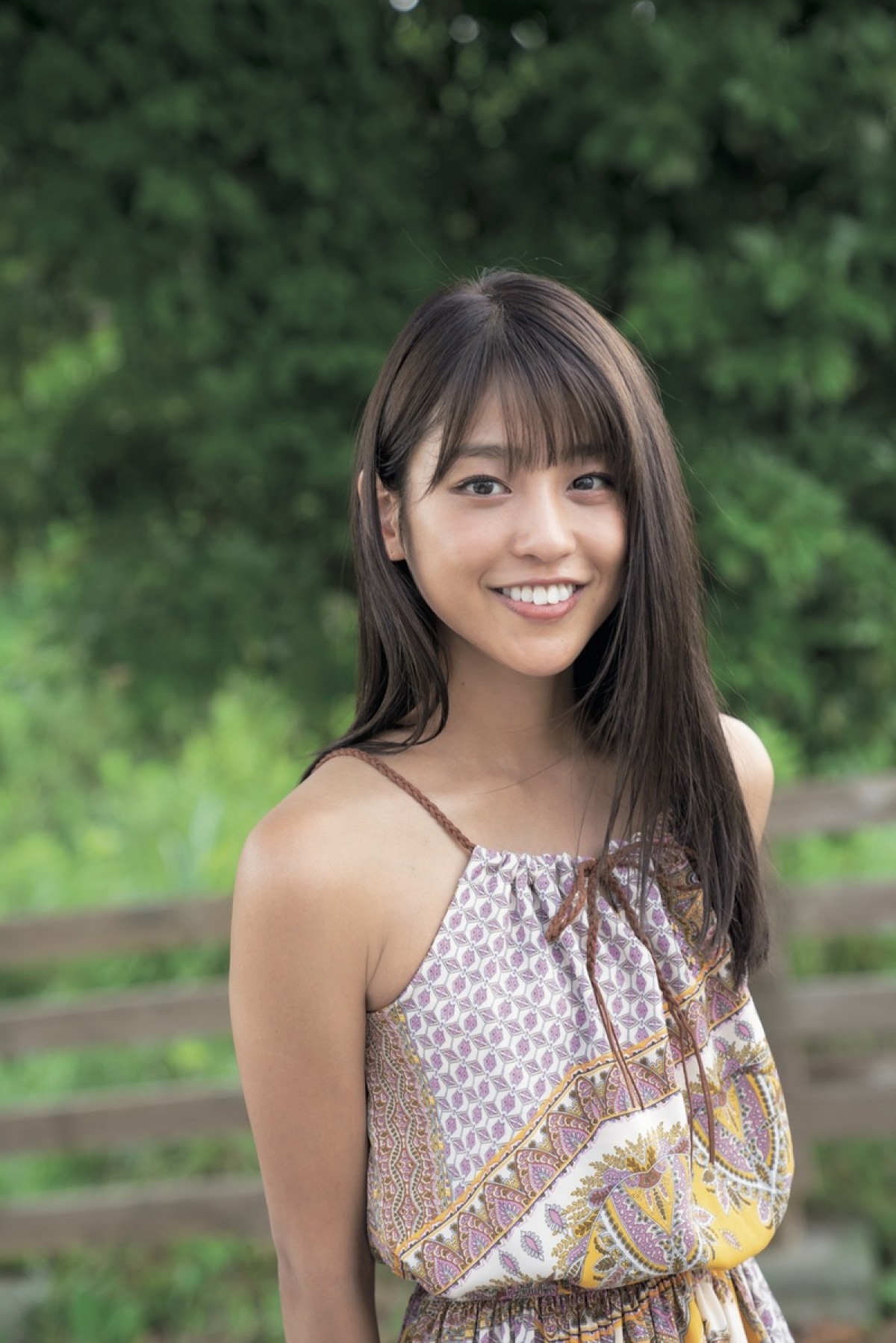 新井恵理那、岡副麻希、川田裕美の笑顔はじける！『原色美人キャスター大図鑑』発売