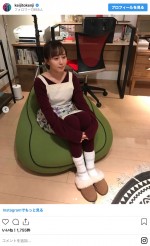 比嘉愛未のかわいすぎる“おうちコーデ” ※『ケイジとケンジ 所轄と地検の24時』インスタグラム