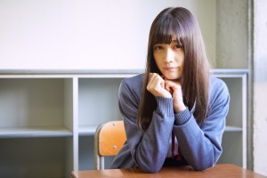 ドラマ『女子高生の無駄づかい』中村ゆりかインタビューカット