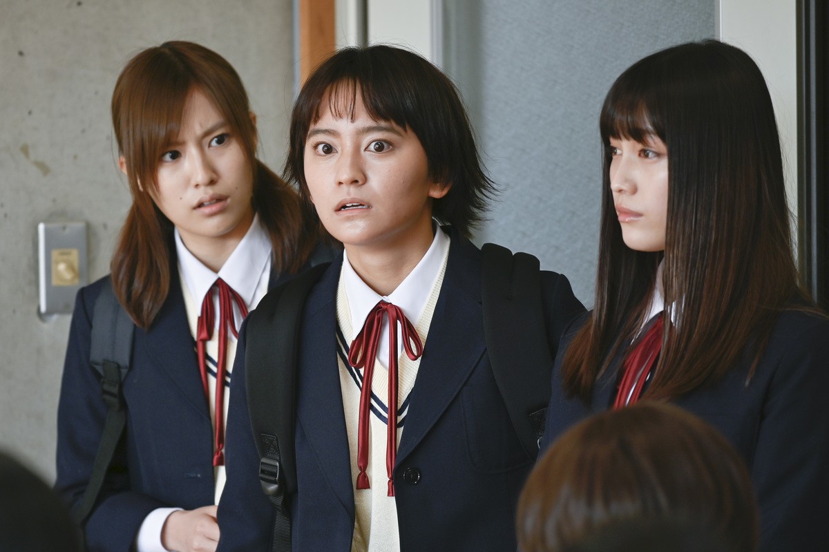 金曜ナイトドラマ『女子高生の無駄づかい』第1話場面写真