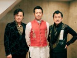 彩の国シェイクスピア・シリーズ第36弾『ジョン王』に出演する（左から）横田栄司、小栗旬、吉田鋼太郎