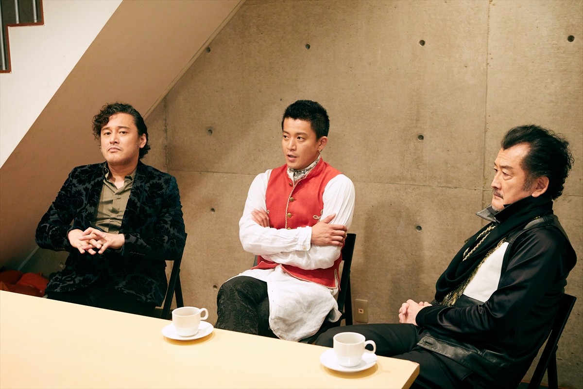 小栗旬、「楽なとこに行き過ぎるな」――“けんかして遠ざけられた”恩師・蜷川幸雄からの教え