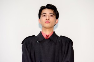 映画『シグナル100』初日舞台あいさつに登場した中田圭祐