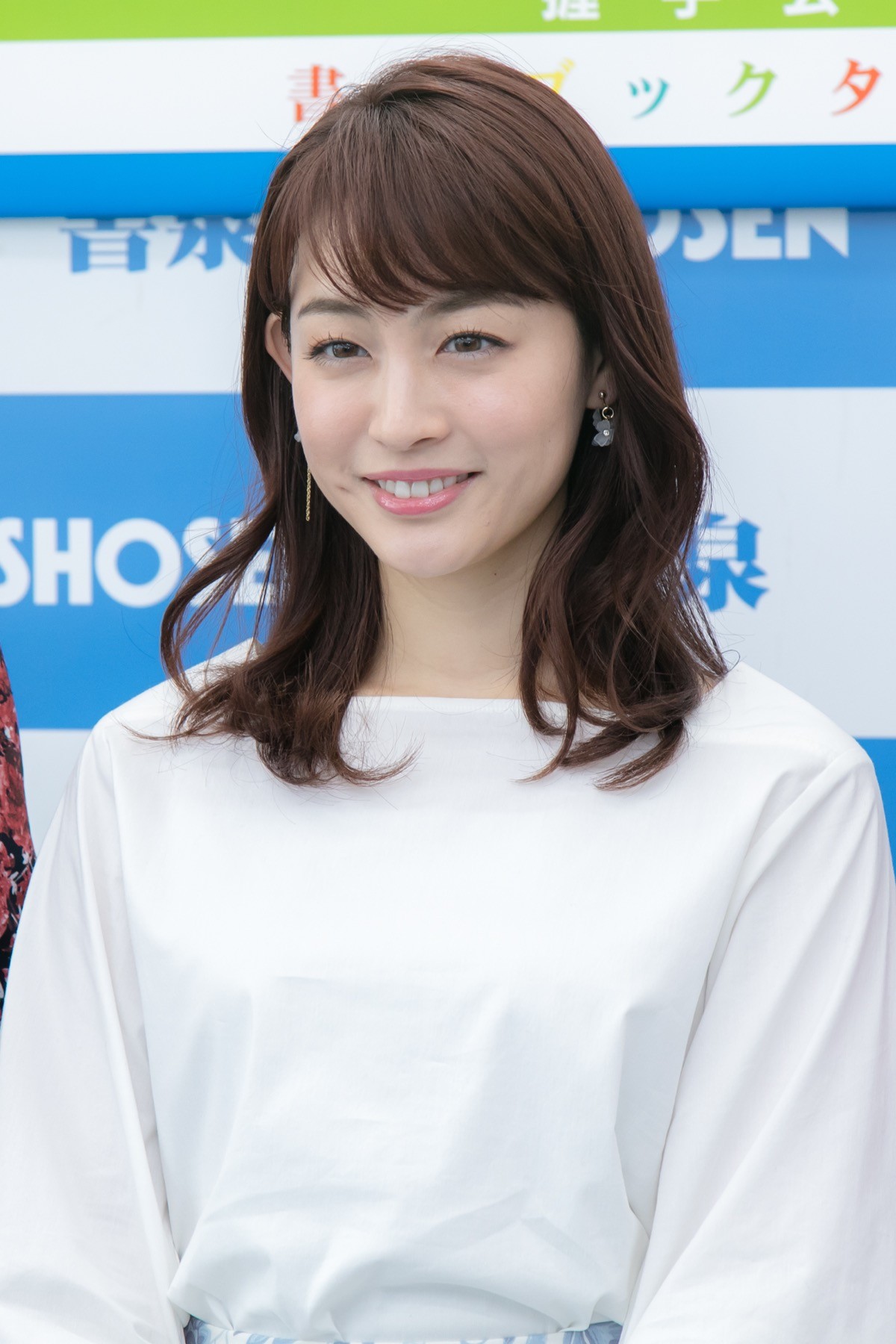 岡副麻希「下着の替えが大変でした」プールでの撮影秘話　新井恵理那は「毛をそりました」