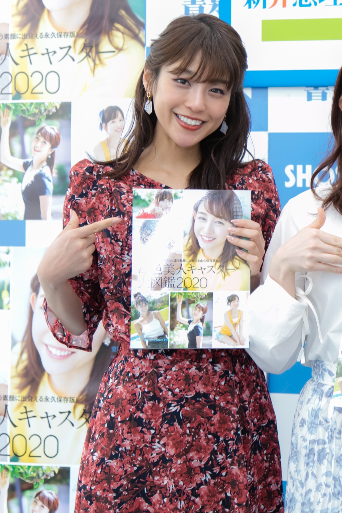 岡副麻希「下着の替えが大変でした」プールでの撮影秘話　新井恵理那は「毛をそりました」