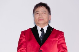 映画『星屑の町』完成披露上映会に登場したラサール石井