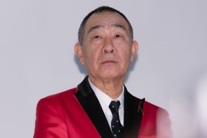 映画『星屑の町』完成披露上映会に登場した、でんでん