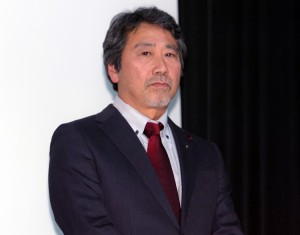 映画『星屑の町』完成披露上映会に登場した杉山泰一監督