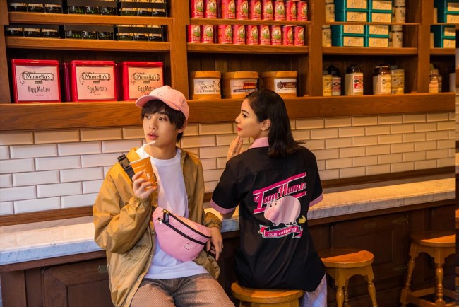 Tdrに トイ ストーリー ハムの身につけグッズ 普段のコーデになじむデザイン 年1月28日 写真 おでかけ クランクイン トレンド Tdrに トイ ストーリー ハムの身につけグッズ 普段のコーデになじむデザイン 年1月28日 写真 おでかけ クランクイン トレンド