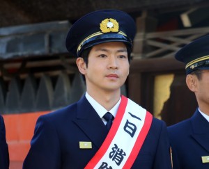 文化財防火デーに伴う消防総合訓練オープニングイベントに登場した松下洸平