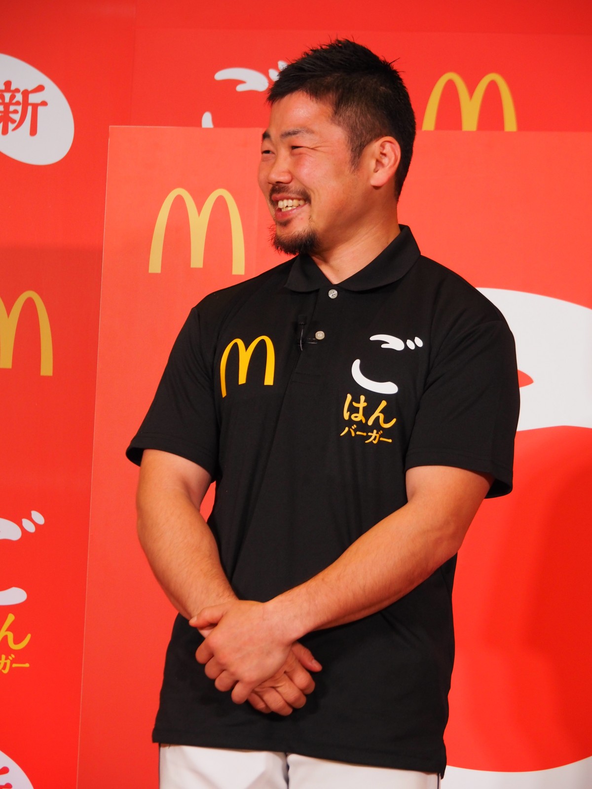 ラグビー田中史朗、ナイツ土屋と漫才披露！ 『M-1』審査員・塙の評価は…