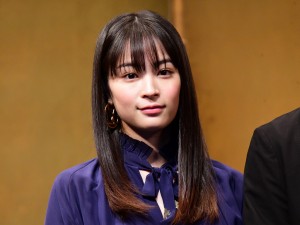 第54回紀伊國屋演劇賞 贈呈式に登場した広瀬すず