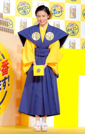 『うまさをお届け！のどごし＜生＞新春まつり』に登場した小島瑠璃子