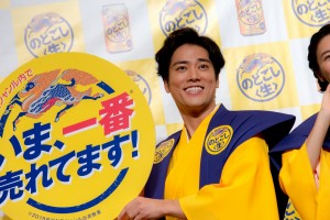 『うまさをお届け！のどごし＜生＞新春まつり』に登場した桐谷健太