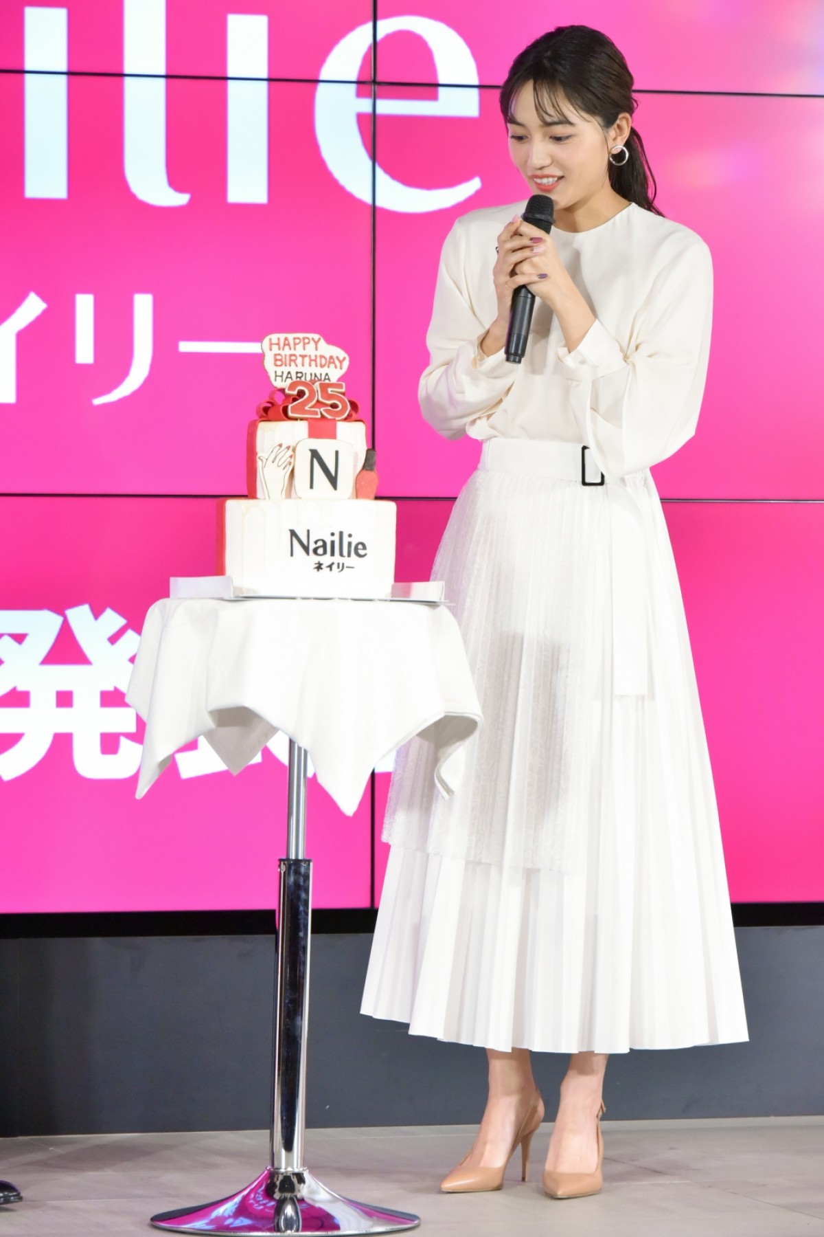 川口春奈、“ネイル一生分”ゲットにテンションMAX「一番うれしい」