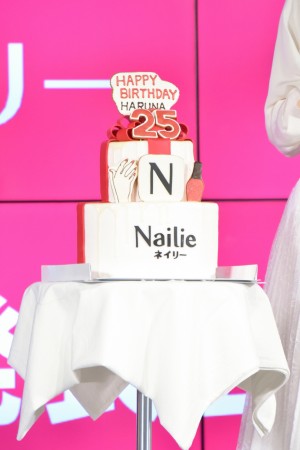 「ネイリー新CM発表会」に登場した川口春奈