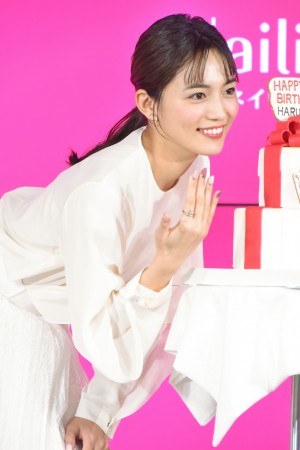 「ネイリー新CM発表会」に登場した川口春奈