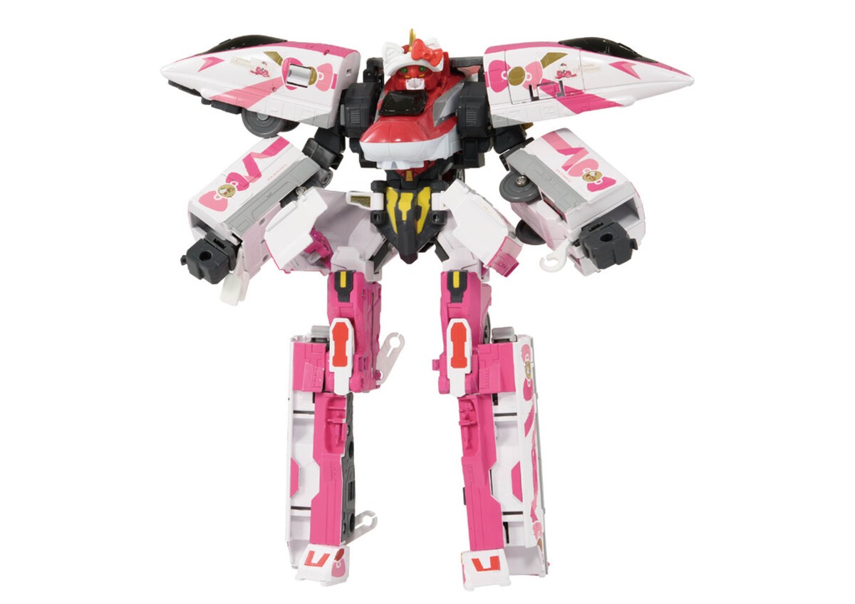 全長は“リンゴ積載トラック５台分”「シンカリオン ハローキティ」登場！
