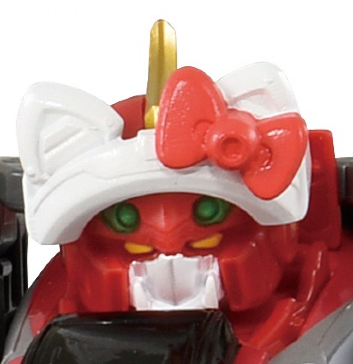 全長は“リンゴ積載トラック５台分”「シンカリオン ハローキティ」登場！