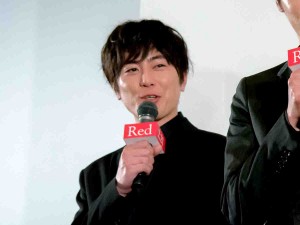 映画『Ｒｅｄ』完成披露舞台あいさつに登場した間宮祥太朗