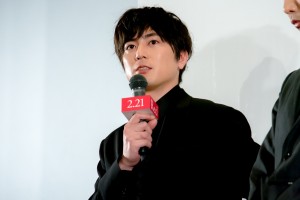 映画『Ｒｅｄ』完成披露舞台あいさつに登場した間宮祥太朗