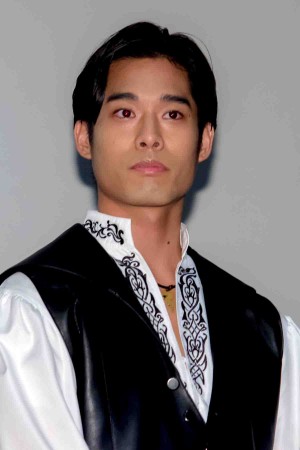 『劇場版 騎士竜戦隊リュウソウジャーVSルパンレンジャーVSパトレンジャー』『魔進戦隊キラメイジャー エピソード ZERO』【スーパー戦隊 MOVIE パーティー】完成披露試写会イベントに登場した岸田タツヤ