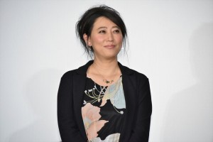 映画『嘘八百 京町ロワイヤル』初日舞台あいさつに登場した友近