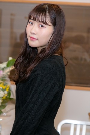 西野未姫、ダイエット本『デブぬけ　激太りした元アイドルが食べながらやせた奇跡のダイエット方法』サイン会に登場