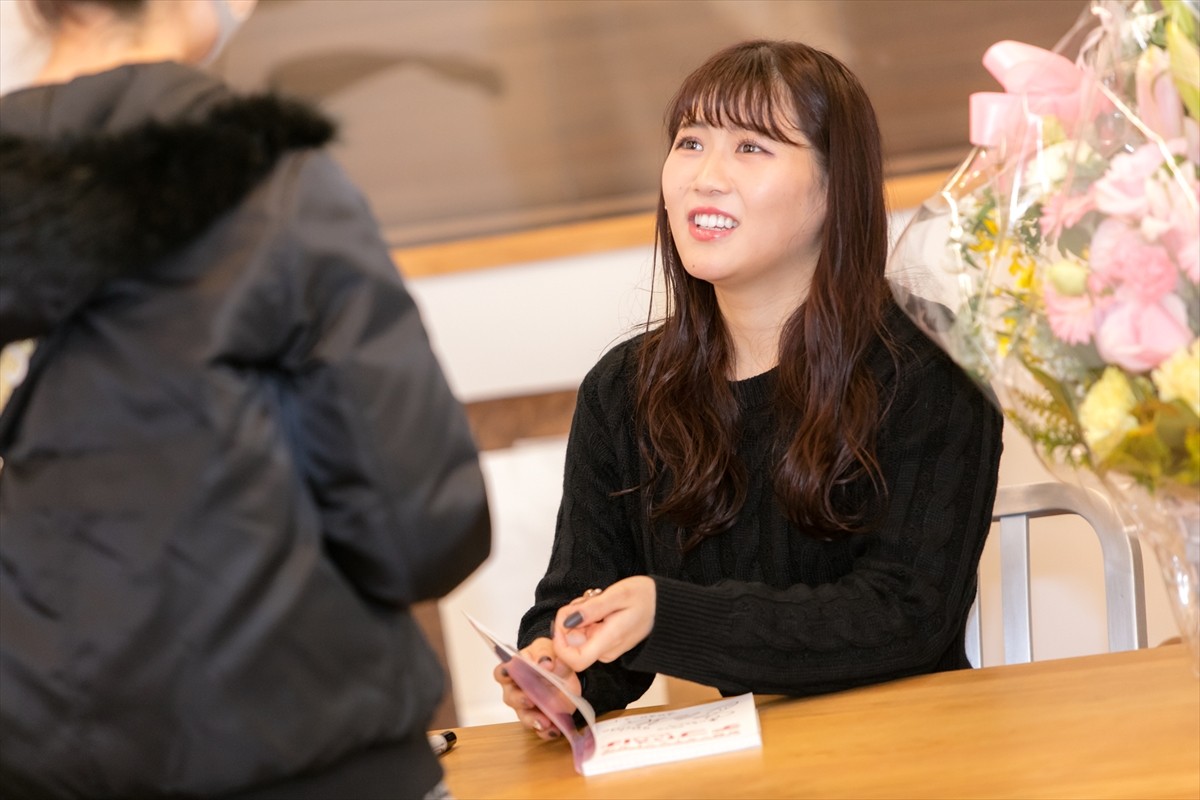 西野未姫、大喜び！  “2ヵ月で8kg減”ダイエット本サイン会に「史上一番人が集まった！」