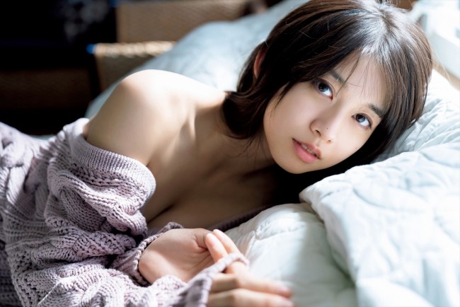 モーニング娘。牧野真莉愛  写真集　【レア品】 モーニング娘。'23 牧野真莉愛 写真集 『 Dear MARIA 』/牧野真莉愛