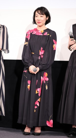 映画『架空OL日記』完成披露試写会に登場した山田真歩