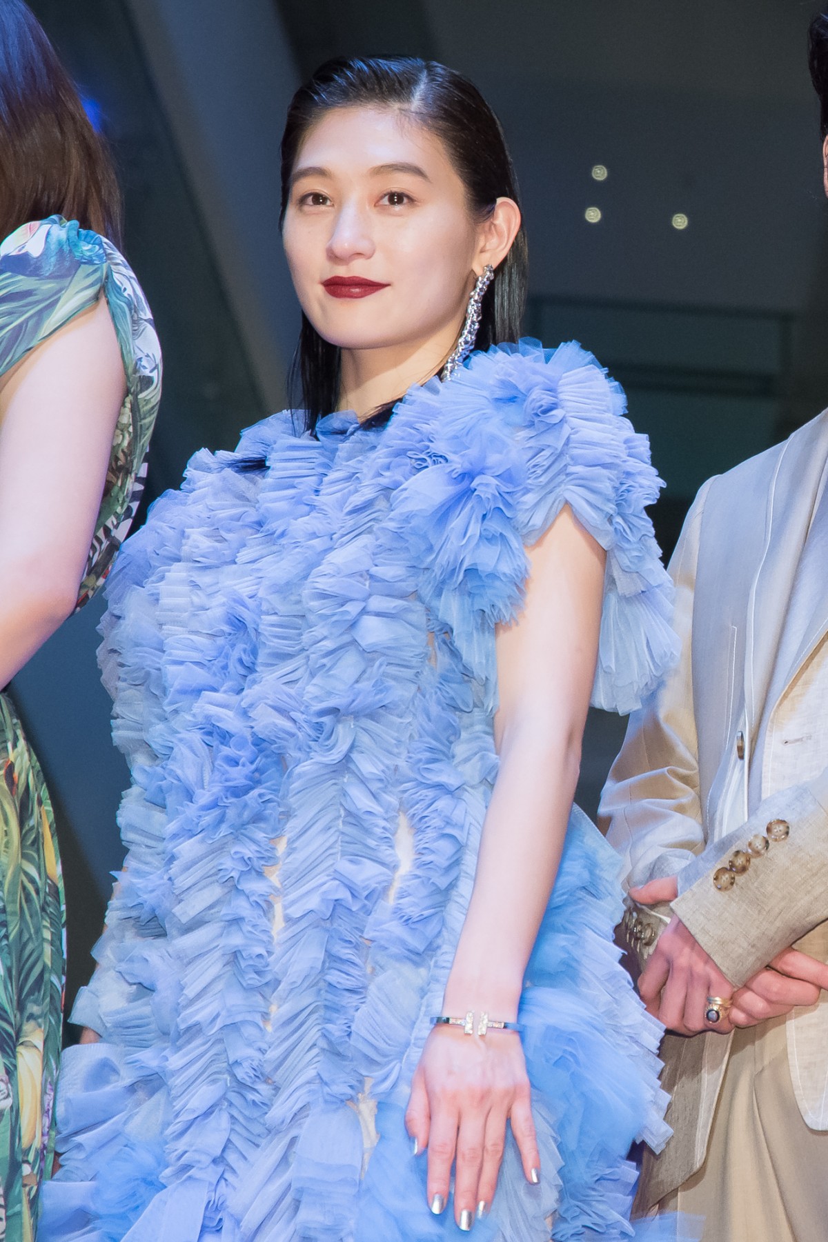 池田エライザ、「役のタフさに影響受けた」　中谷美紀とゴージャスな衣装で登場