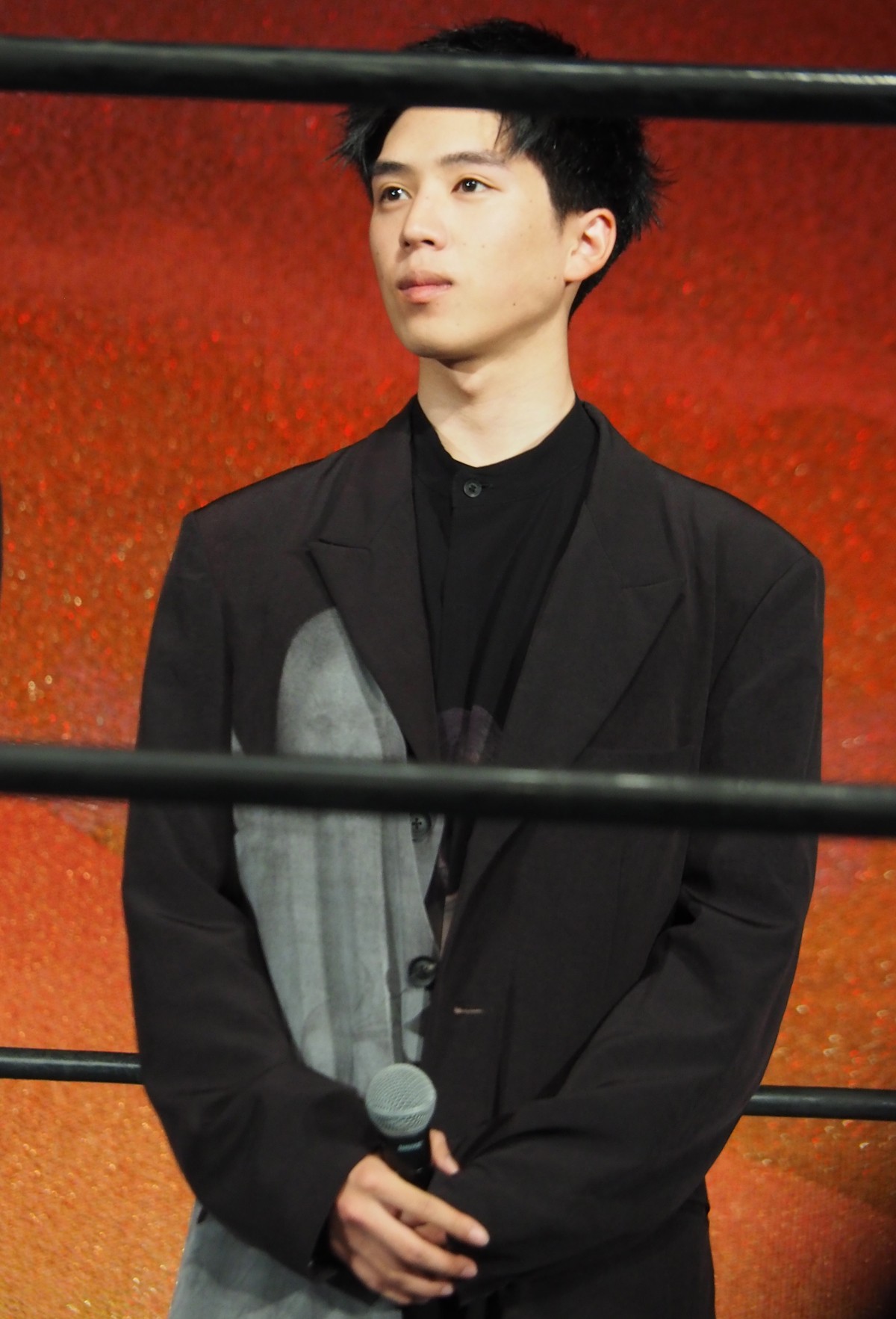 三吉彩花が見事な“犬鳴ハイキック”！ 女子プロレスラーとの二刀流を勧められる