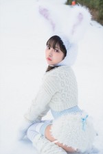 十味1st写真集『とーみにこ』解禁カット