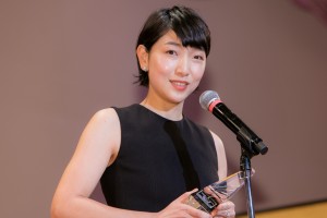 エランドール賞授賞式に登場した安藤サクラ
