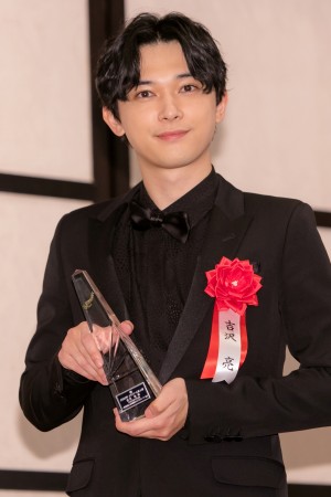 エランドール賞授賞式に登場した吉沢亮