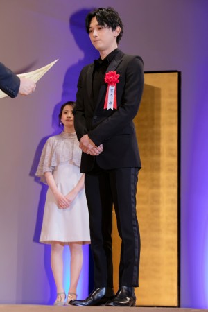 エランドール賞授賞式に登場した吉沢亮
