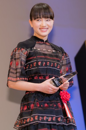 エランドール賞授賞式に登場した清原果耶