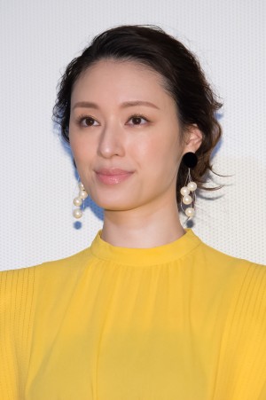 ゲーム『DEATH COME TRUE』プレス発表会に登場した栗山千明