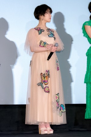 映画『ヲタクに恋は難しい』初日舞台あいさつに登場した高畑充希