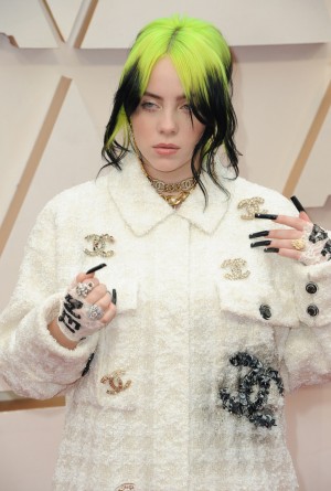 ビリー・アイリッシュ、第92回アカデミー賞授賞式レッドカーペットにて