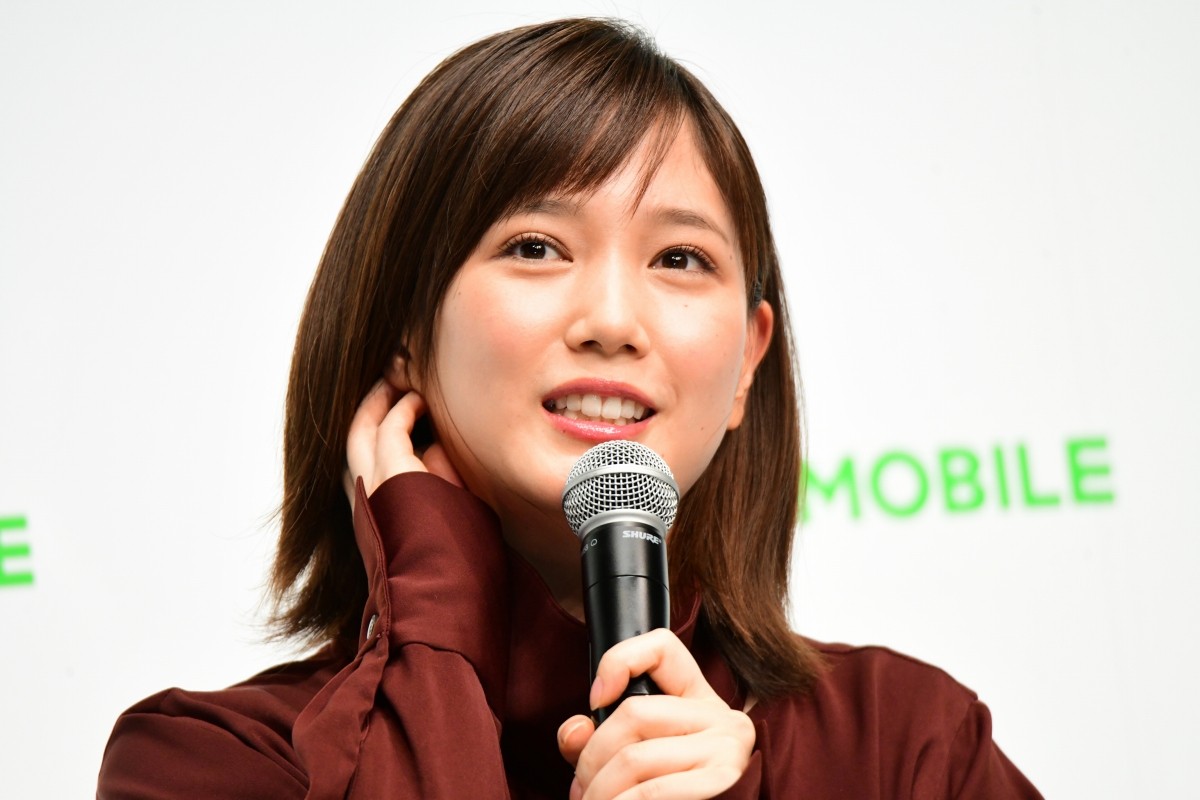 本田翼、ワインレッドのワンピースで登場「ダンス思い切りやりました」