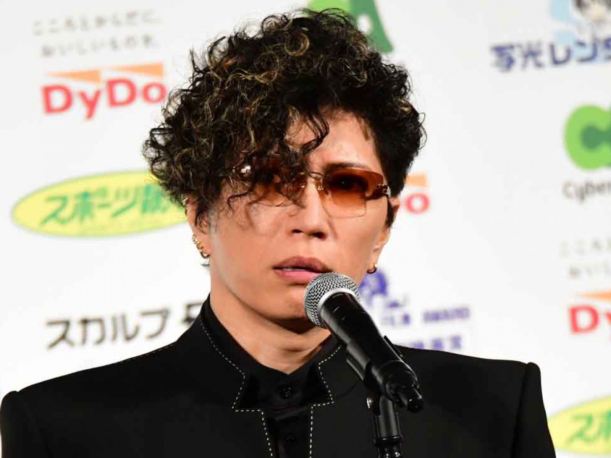 HYDE、GACKT、ジェジュン…豪華すぎる誕生会にファン興奮「メンツえぐい」